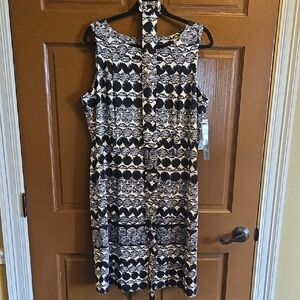 ILE-Navy/white print stretchy sleeveless dress with matching belt Sz 14 NWT